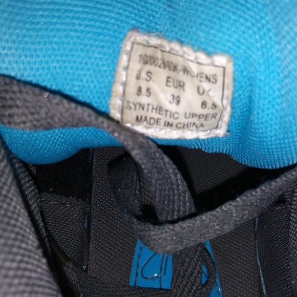 Used but good shape Baby Phat tennis shoes - Picture 6 of 6